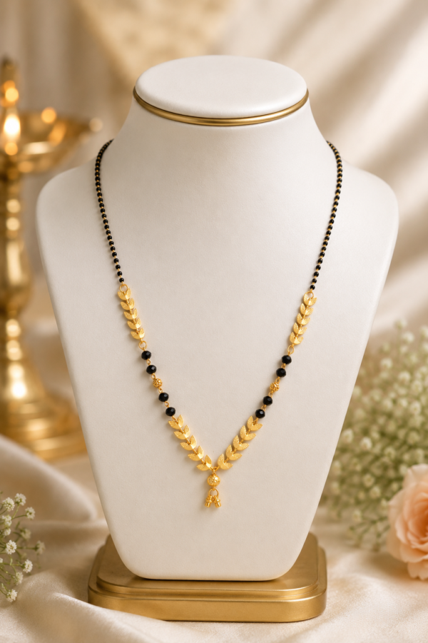 34f69b17-6ef8-4d6f-a191-2637e3550169 Black Beaded Mangalsutra for Women – Elegant Gold-Tone Design
