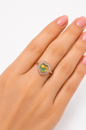 Green heart ring for women with rose gold tone open band
